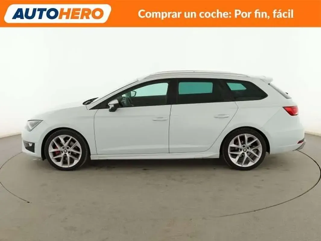 Usado Seat Leon FR 150 CV (110 kW) 2016 Blanco Familiar