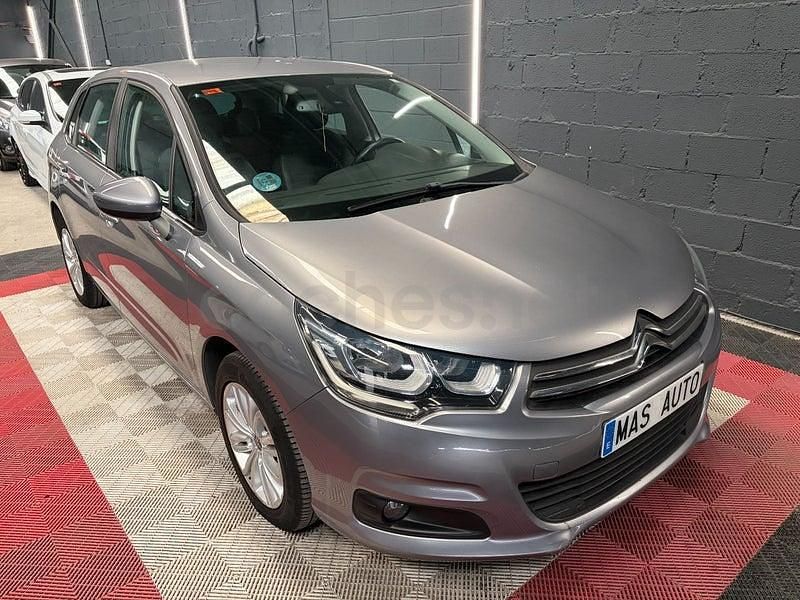 Begagnad Citroën C4 Live 110 HK (80 kW) 2017 Grå Sedan