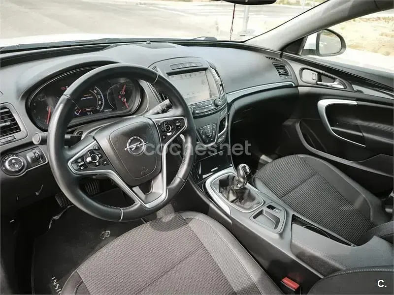 Usado Opel Insignia Excellence 136 CV (100 kW) 2016 Blanco Berlina