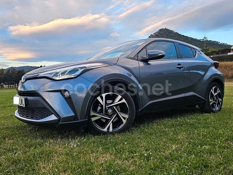 Gris / plata Usado 2022 Toyota C-HR Advance SUV | 23.400 € (Precio justo) - Imagen 1/4