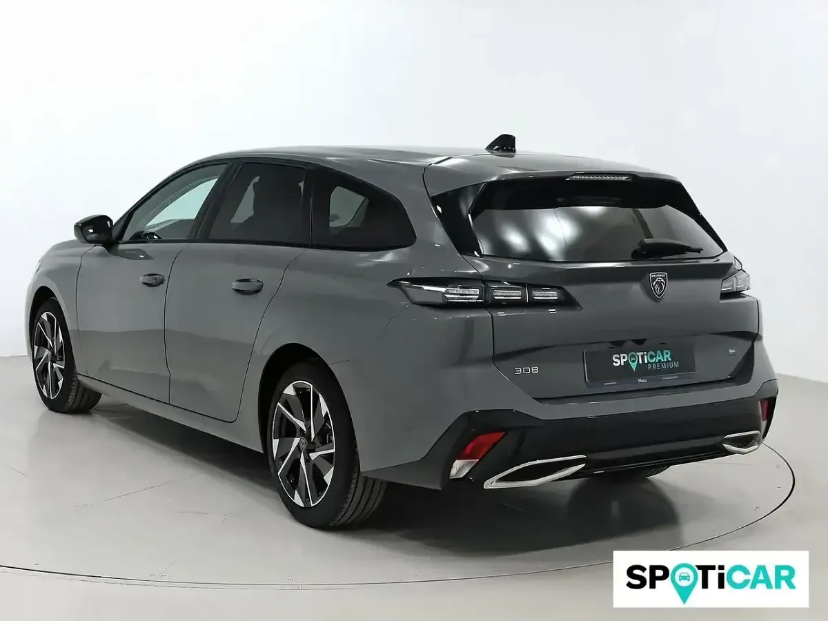 Begagnad Peugeot 308 SW Allure 131 HK (96 kW) 2024 Grå Kombi