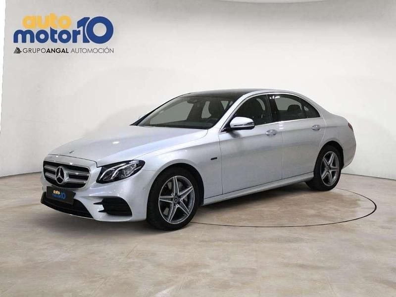 Usado Mercedes E300 306 CV (225 kW) 2019 Plateado Berlina