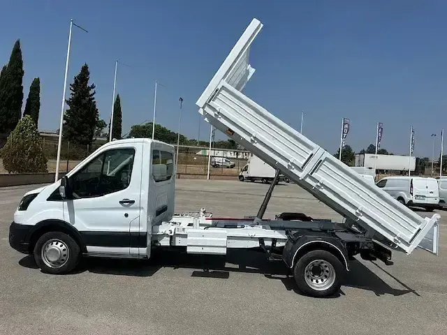 Usado Ford Transit Trend 170 HP (125 kW) 2022 Branco