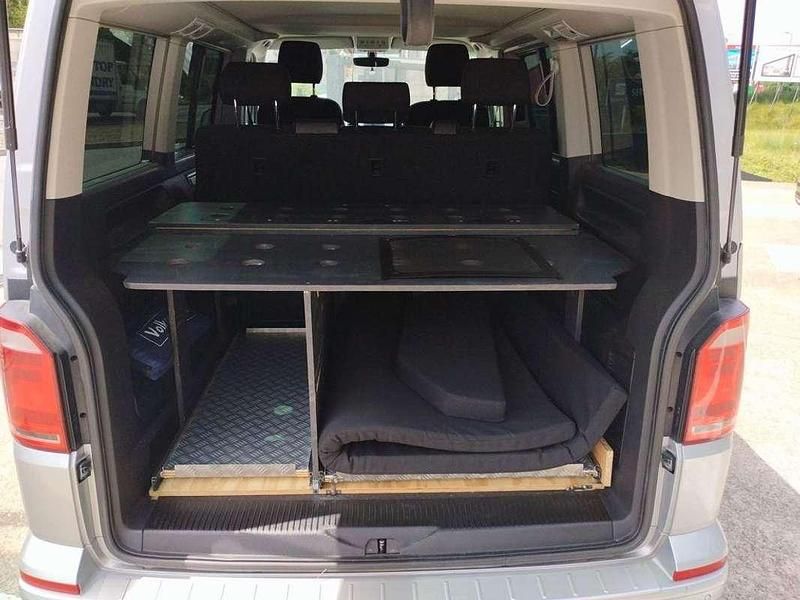 Usado VW California Beach 150 CV (110 kW) 2019 Plateado Van