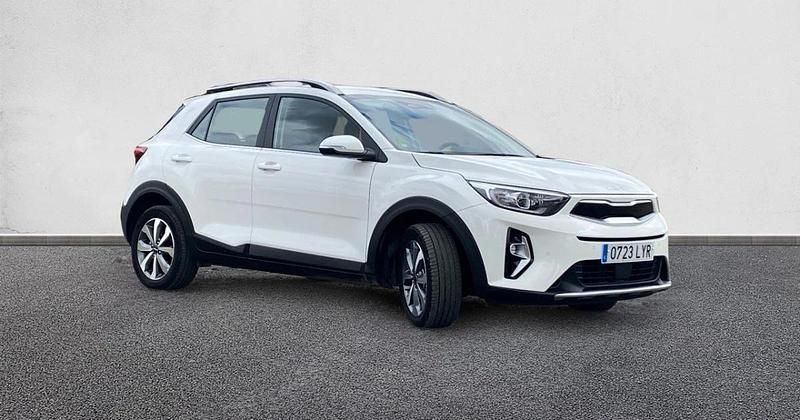 Usado Kia Stonic 84 CV (61 kW) 2022 SUV