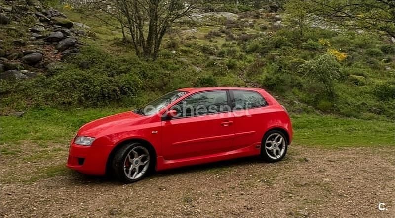 Rojo Usado 2005 Fiat Stilo Berlina | 2800 € (Precio justo) - Imagen 1/4