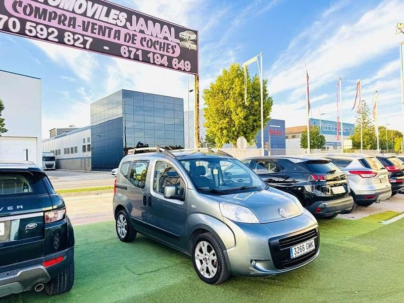 Usado Fiat Fiorino Trekking 75 CV (55 kW) 2009 Gris Monovolumen