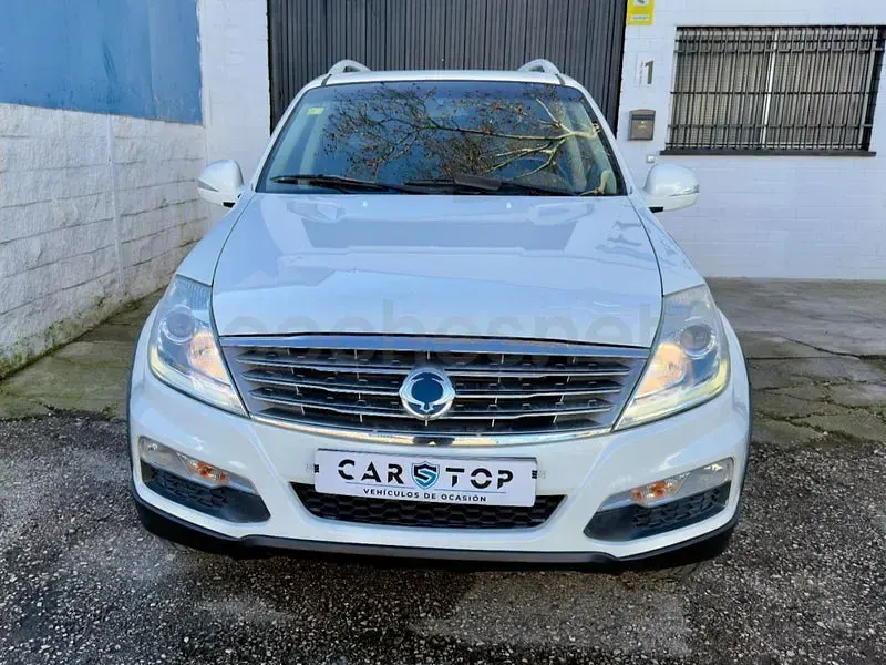 Usado SsangYong Rexton 155 CV (114 kW) 2014 Blanco SUV