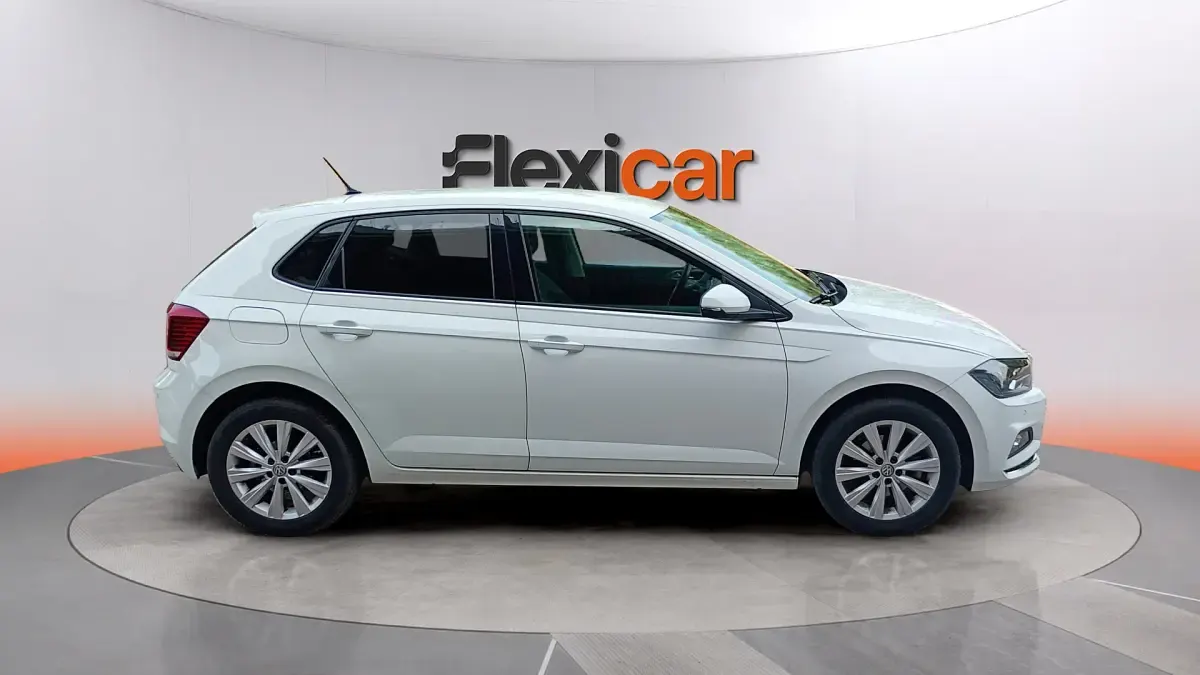 Usado VW Polo Sportline 116 CV (85 kW) 2018 Blanco Utilitario