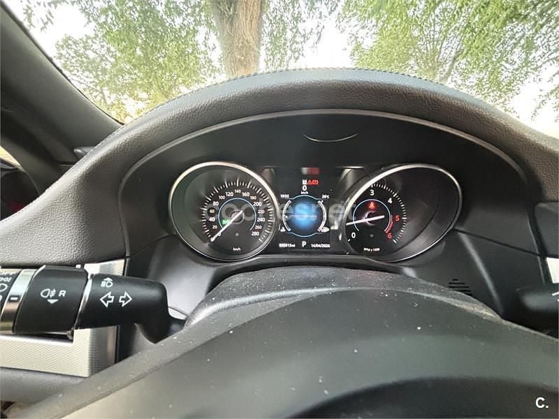 Usado Jaguar XF Pure 180 CV (132 kW) 2018 Rojo Berlina