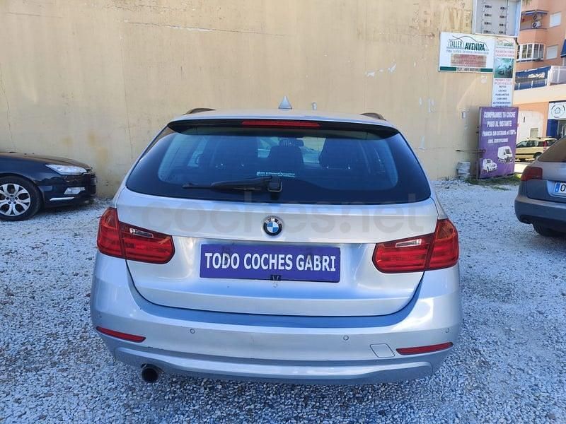 Usado BMW 318 143 CV (105 kW) 2014 Gris / plata Familiar