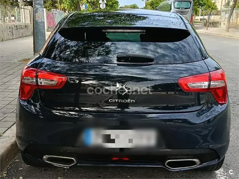 Usado DS Automobiles DS5 163 CV (119 kW) 2015 Gris / plata Utilitario