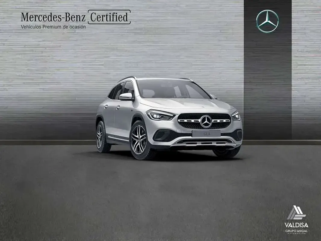 Usado Mercedes GLA250 218 CV (160 kW) 2021 SUV