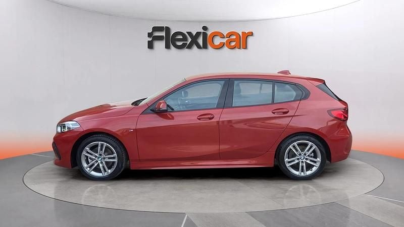 Usado BMW 118 136 CV (100 kW) 2023 Rojo Utilitario