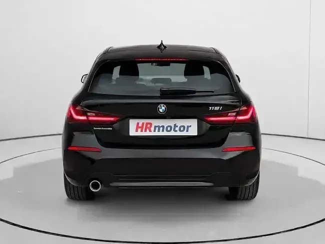 Usado BMW 116 Comfort Edition 109 CV (80 kW) 2023 Negro Utilitario