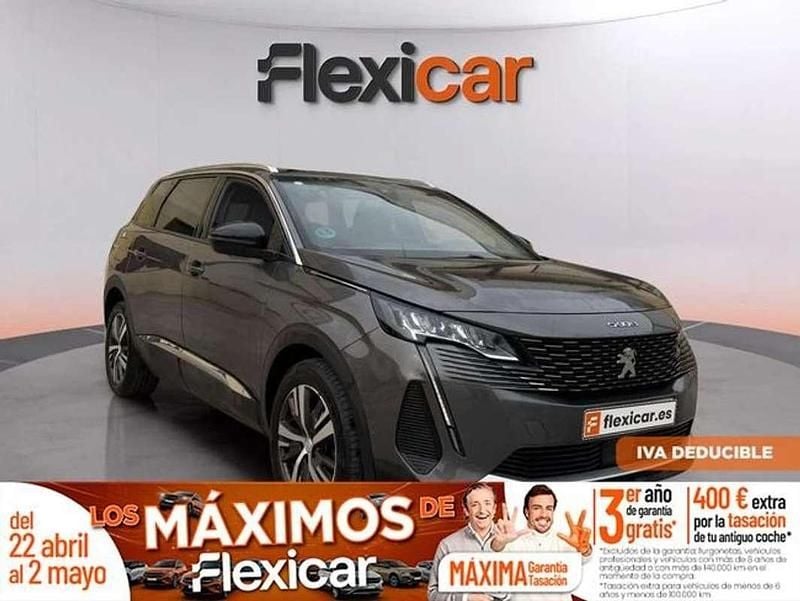 Usado Peugeot 5008 Allure 131 HP (96 kW) 2023 SUV