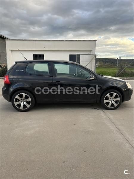 Usado VW Golf V Conceptline 75 CV (55 kW) 2007 Negro Berlina