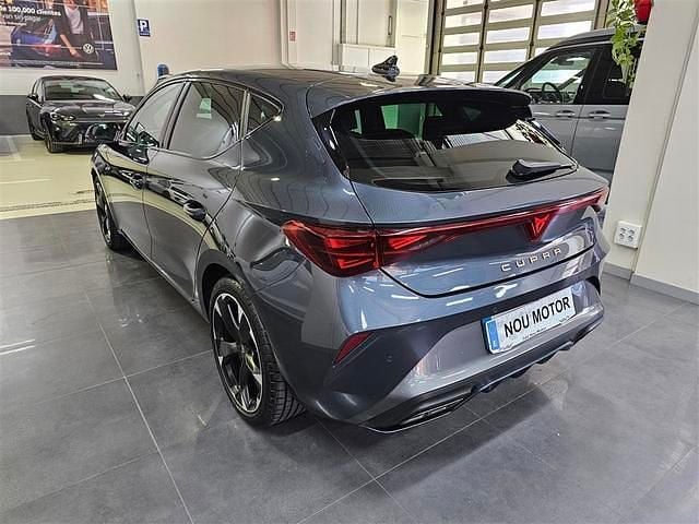 Usado Cupra Leon 150 CV (110 kW) 2024 Gris Berlina