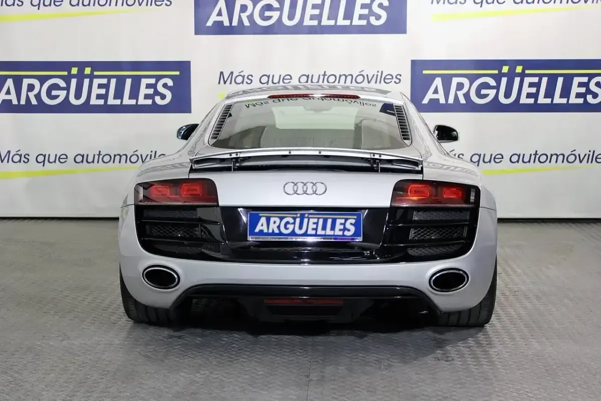 Usado Audi R8 Coupé 525 CV (386 kW) 2011 Gris Coupe