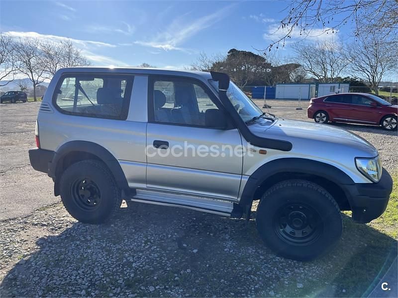 Usado Toyota Land Cruiser 163 CV (119 kW) 2001 Gris / plata SUV