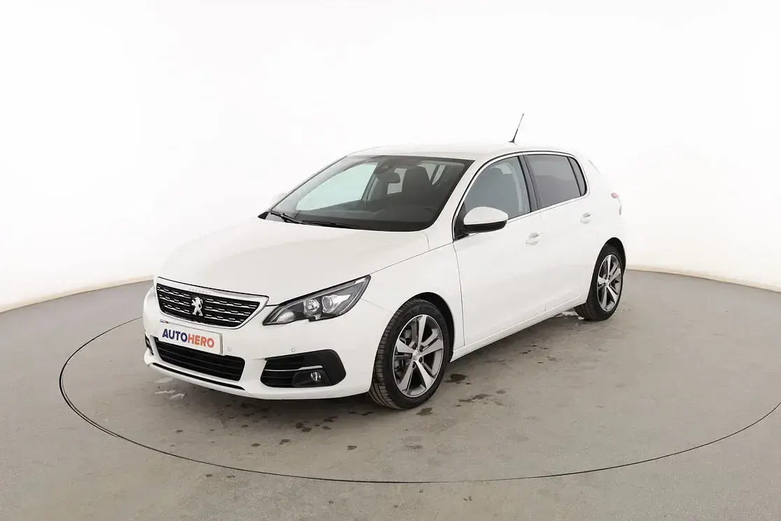 Usado Peugeot 308 Allure 130 CV (95 kW) 2019 Berlina