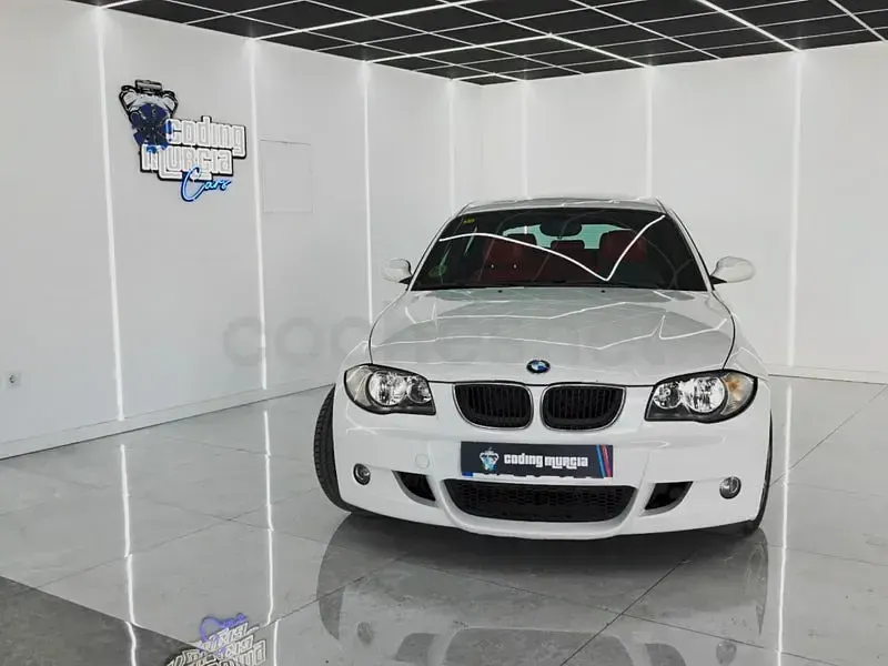 Usado BMW 116 Shadowline 115 CV (84 kW) 2009 Blanco Utilitario