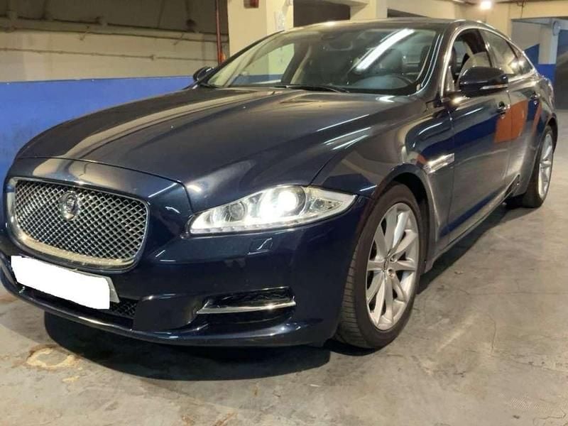 Usado Jaguar XJ Premium Luxury 340 CV (250 kW) 2012 Azul Berlina