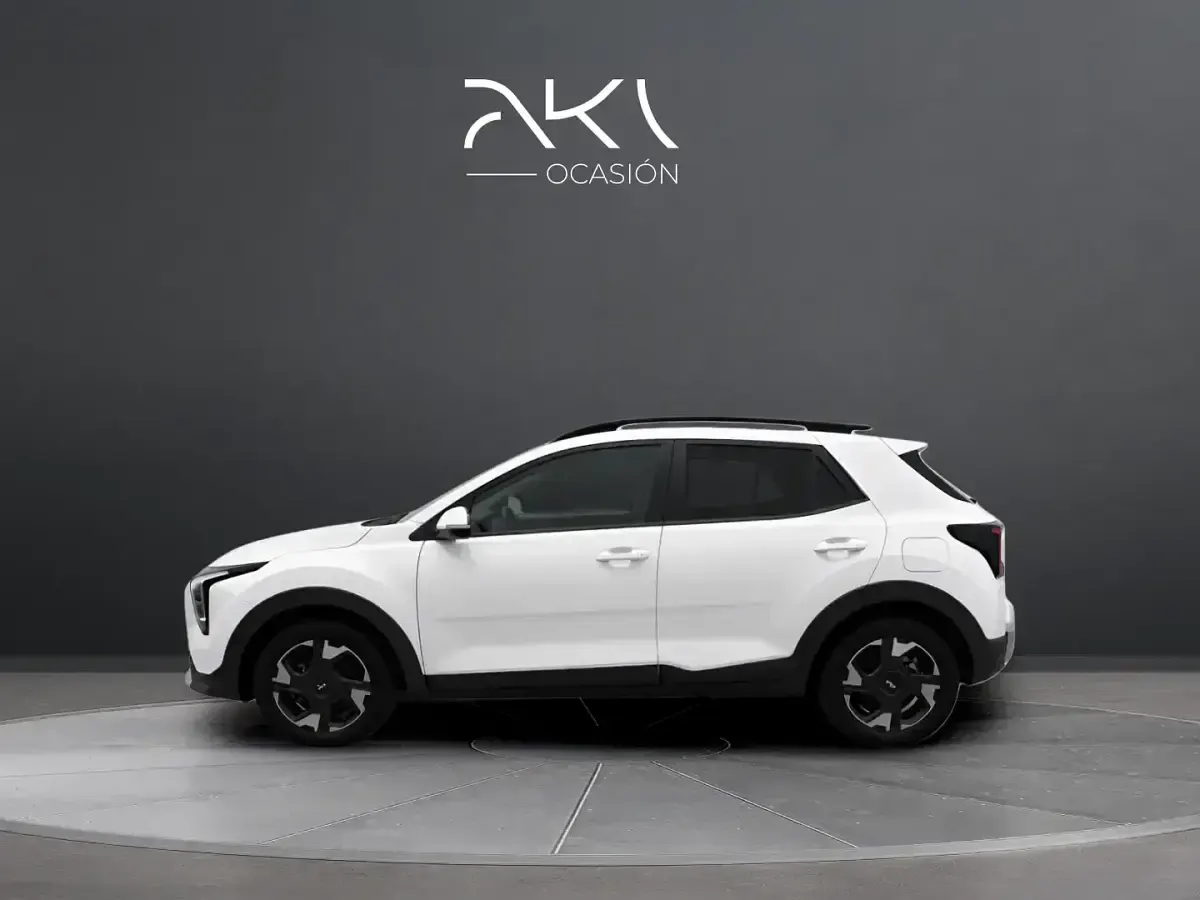 Usado Kia Stonic 115 CV (84 kW) 2026 Blanco SUV
