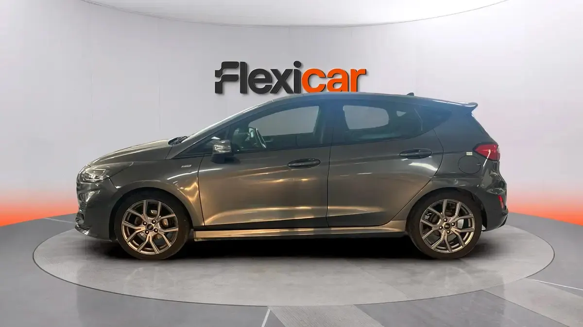 Usado Ford Fiesta ST-Line 155 CV (114 kW) 2023 Gris Utilitario