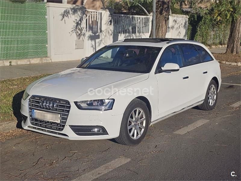 Usado Audi A4 150 CV (110 kW) 2012 Blanco Familiar