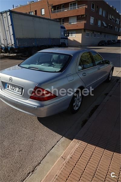 Usado Mercedes S320 224 CV (164 kW) 2000 Gris / plata Berlina
