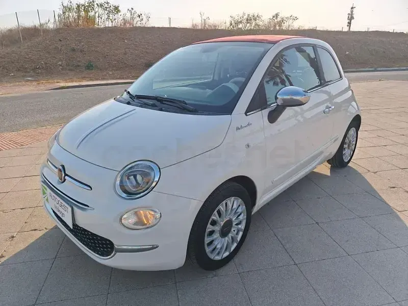 Usado Fiat 500C Dolcevita 71 CV (52 kW) 2022 Blanco Descapotable