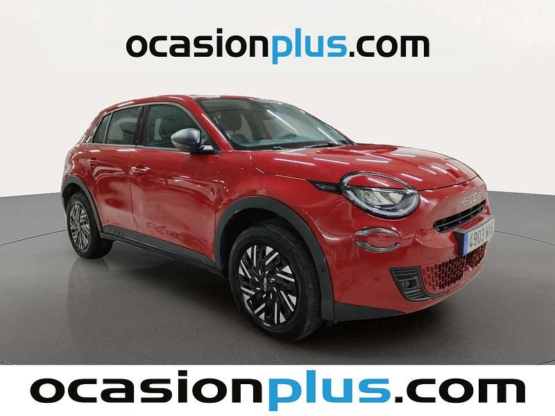 Usado Fiat 600 100 CV (73 kW) 2024 Rojo SUV
