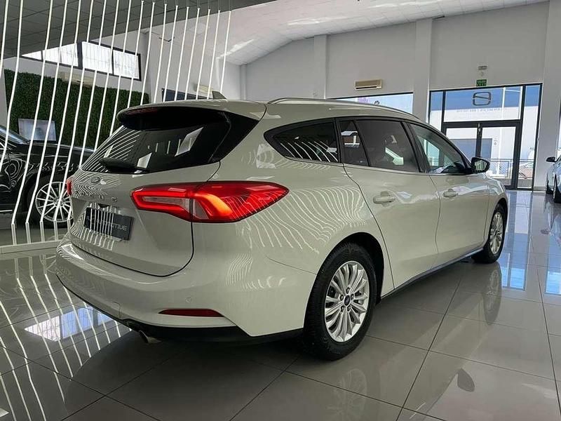 Usado Ford Focus Titanium 120 CV (88 kW) 2020 Blanco Utilitario