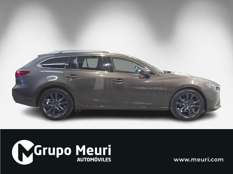 Usado Mazda 6 175 CV (128 kW) 2016 Naranja Familiar