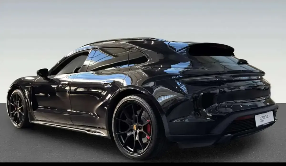Usado Porsche Taycan GTS Sport Turismo 439 kW (598 CV) 2024 Negro Berlina