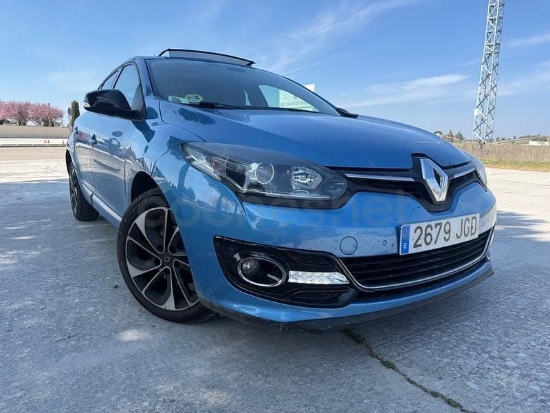 Usado Renault Mégane Bose Edition 130 CV (95 kW) 2015 Azul Berlina
