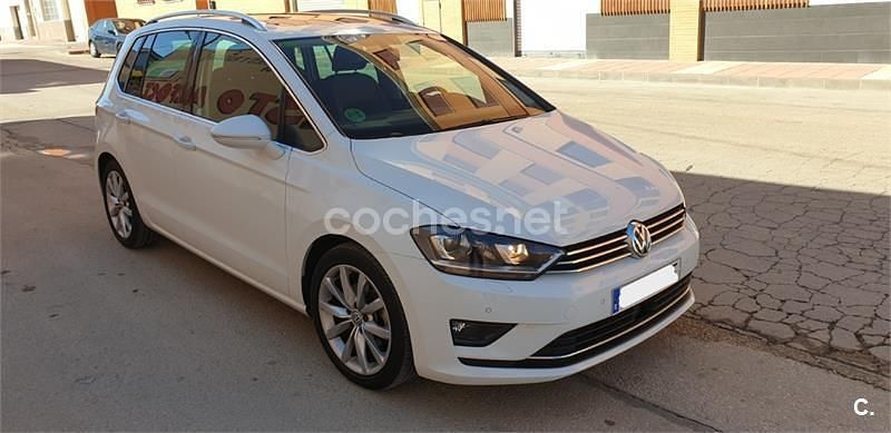 Blanco Usado 2016 VW Golf Sportsvan Sportline Monovolumen | 13.500 € (Precio justo) - Imagen 1/4