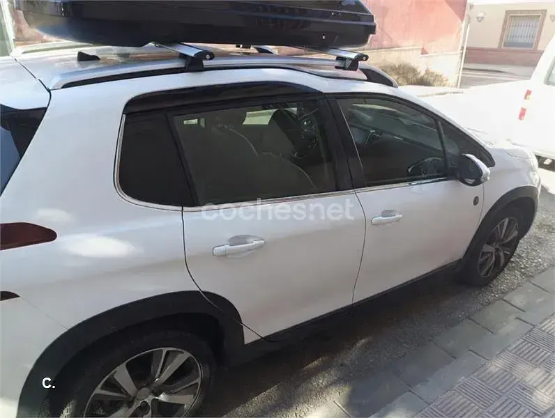 Usado Peugeot 2008 Crossway 110 CV (80 kW) 2018 Blanco SUV