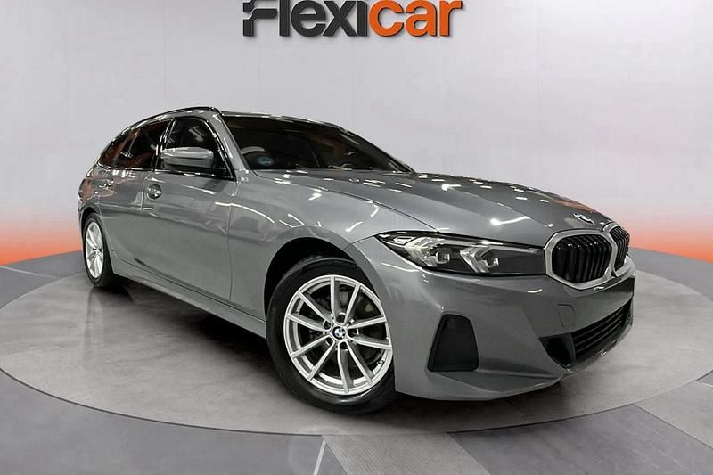 Gris Usado 2023 BMW 320e Familiar | 28.790 € (Precio justo) - Imagen 1/4