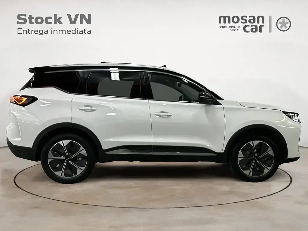 Nuevo Ebro s700 Luxury 224 CV (164 kW) 2026 Blanco hhaki SUV