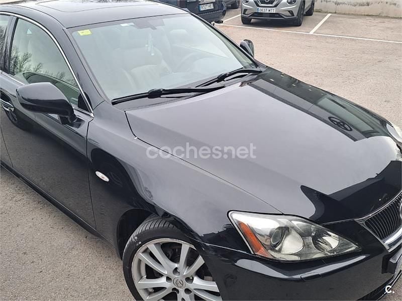 Usado Lexus IS220d Luxury Line 177 CV (130 kW) 2006 Negro Berlina