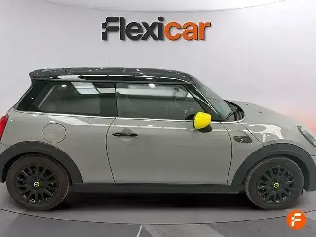 Usado Mini Cooper S 135 kW (184 CV) 2021 Gris Utilitario