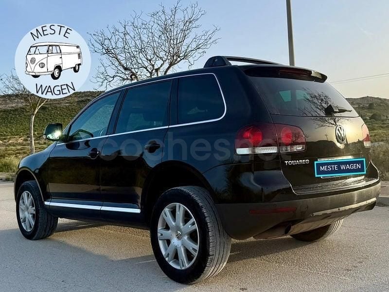 Usado VW Touareg R 174 CV (127 kW) 2007 Negro SUV