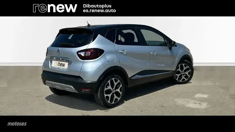 Usado Renault Captur Zen 130 CV (95 kW) 2019 Gris SUV