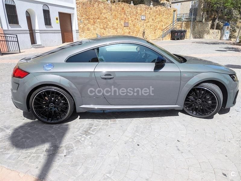 Usado Audi TT 245 CV (180 kW) 2021 Gris / plata Coupe