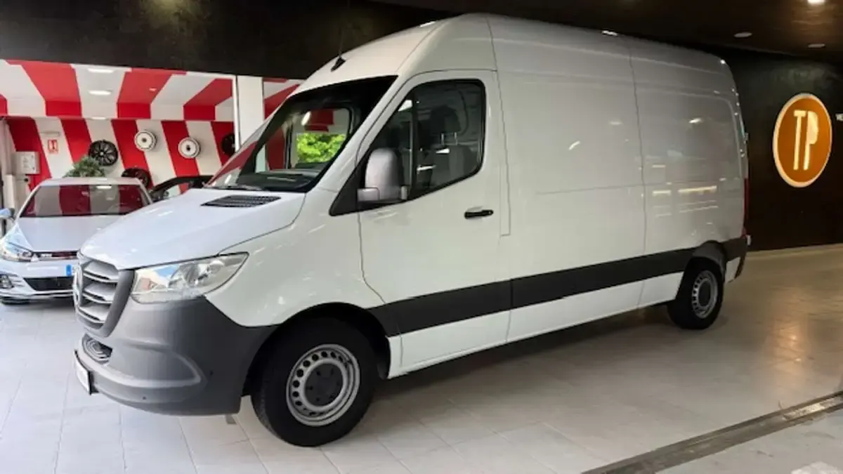 Usado Mercedes Sprinter 150 CV (110 kW) 2023 Blanco Van