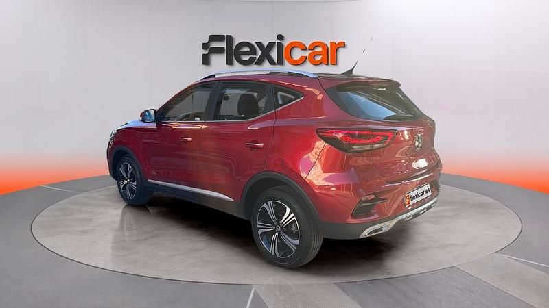 Usado MG ZS Comfort 116 CV (85 kW) 2025 Rojo SUV