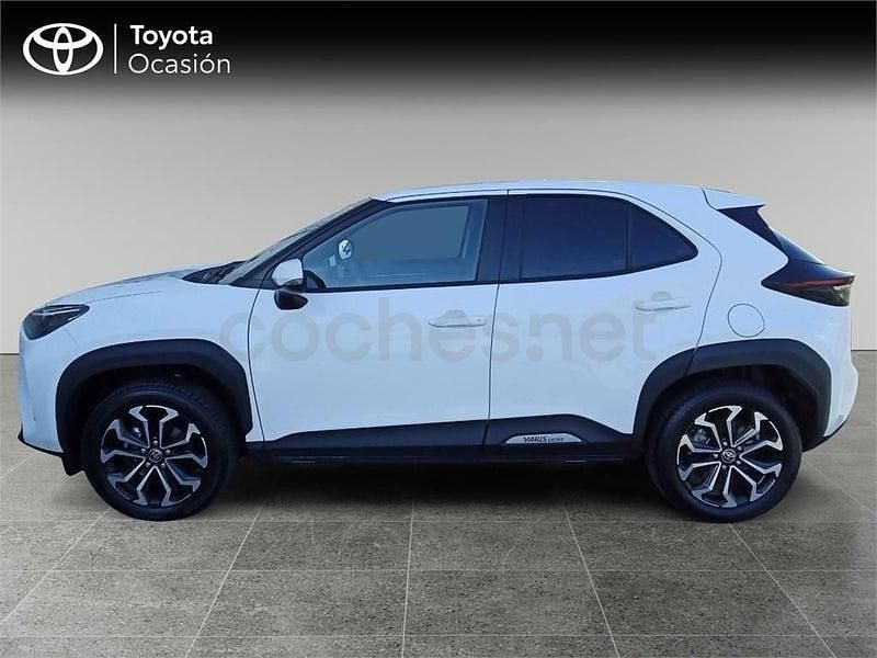 Usado Toyota Yaris Cross Active 116 CV (85 kW) 2023 Blanco SUV