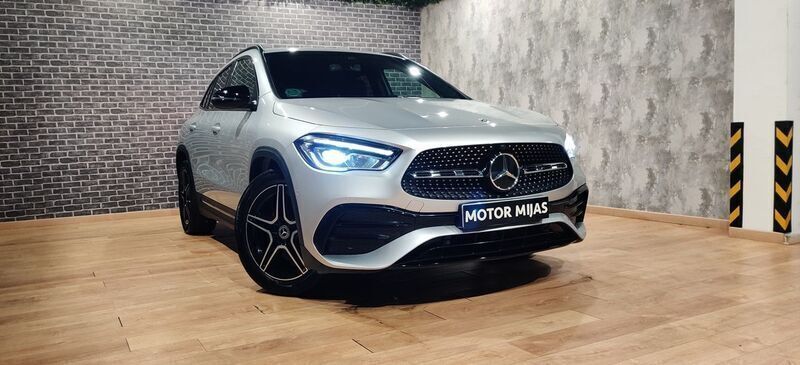 Gris Usado 2021 Mercedes GLA200 SUV | 32.900 € (Buen precio) - Imagen 1/4
